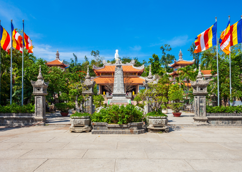 Long Son Pagoda1