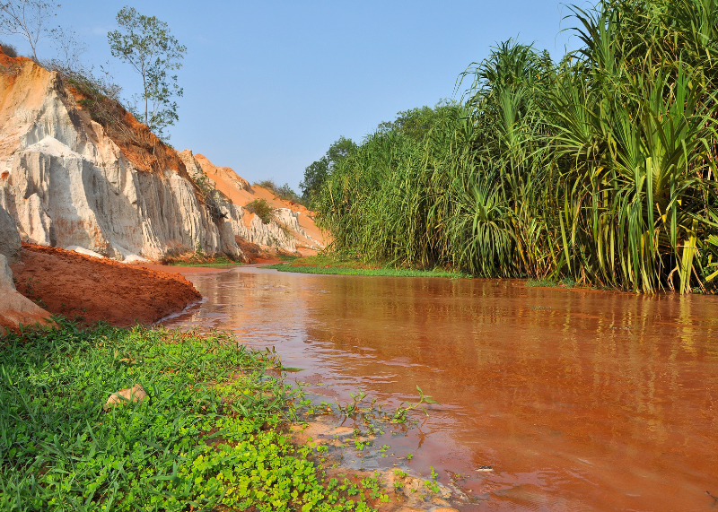 Suoi Tien Stream2